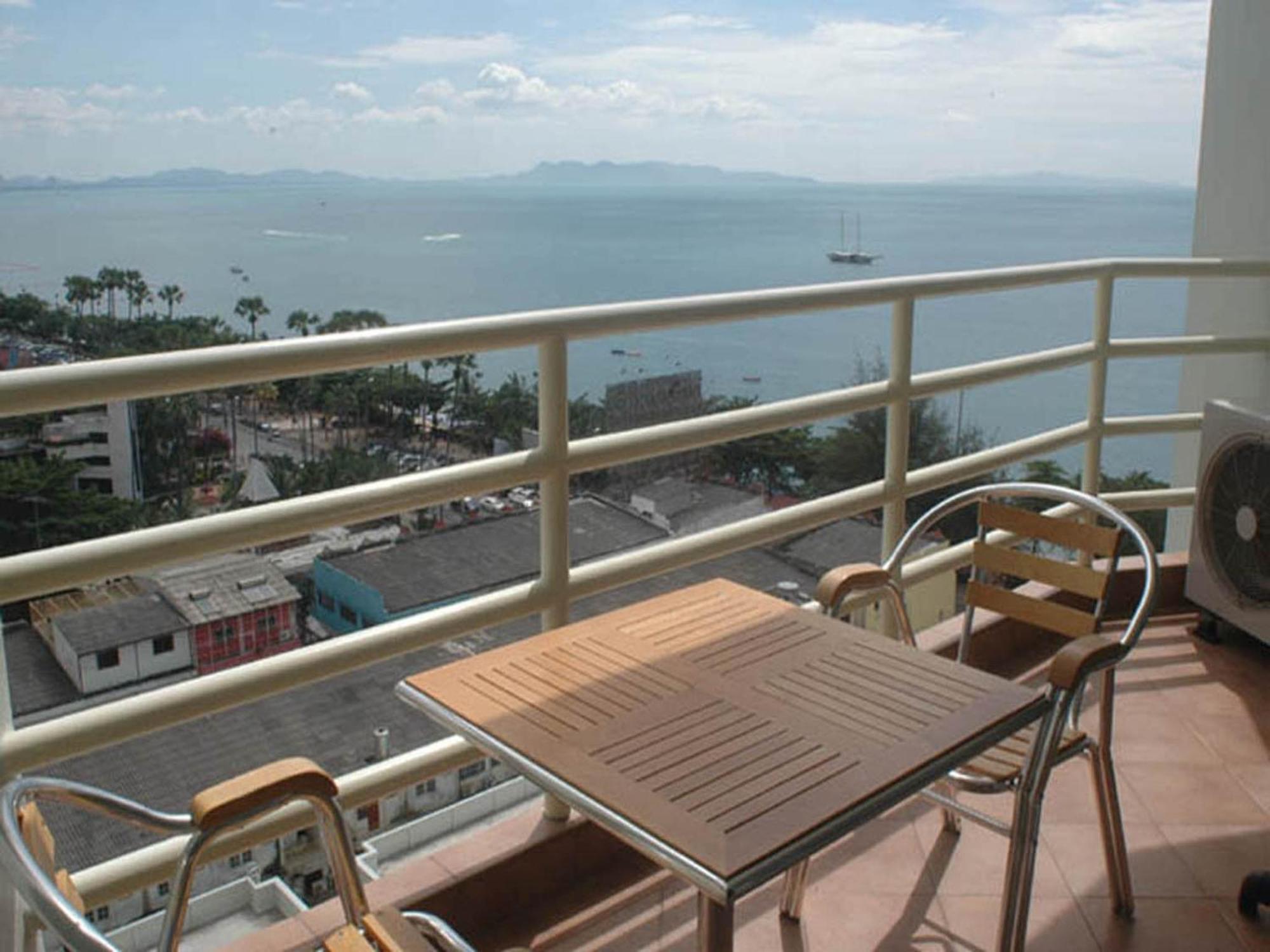 Apartments At View Talay Pattaya Camera foto