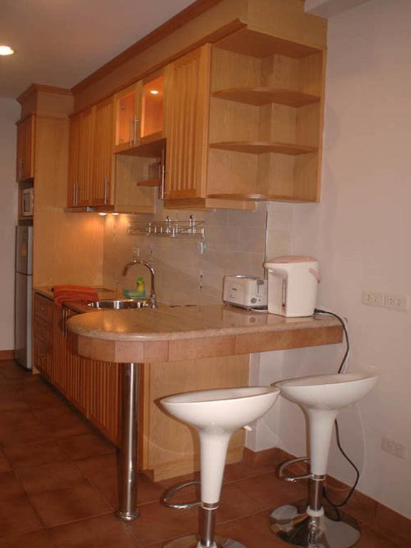 Apartments At View Talay Pattaya Esterno foto