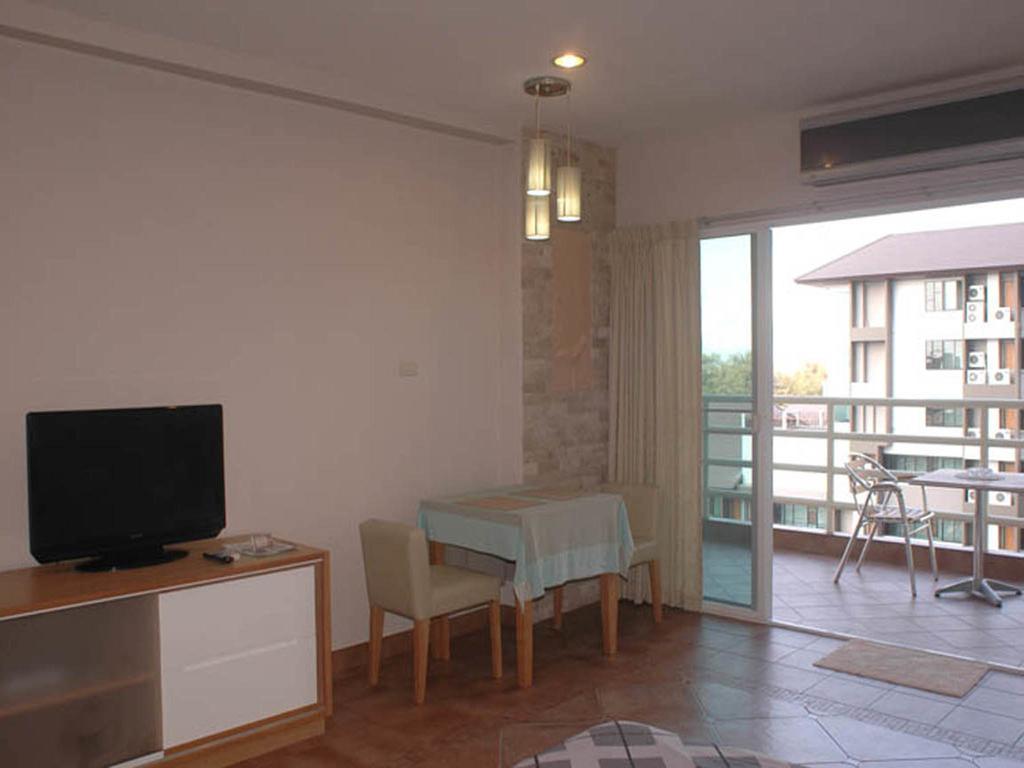 Apartments At View Talay Pattaya Esterno foto