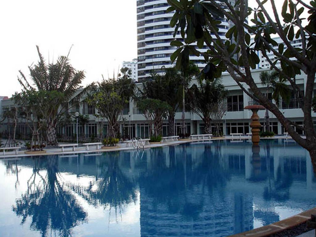 Apartments At View Talay Pattaya Esterno foto
