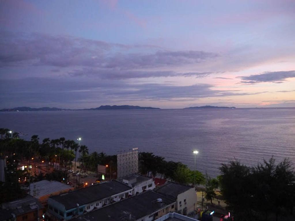 Apartments At View Talay Pattaya Esterno foto