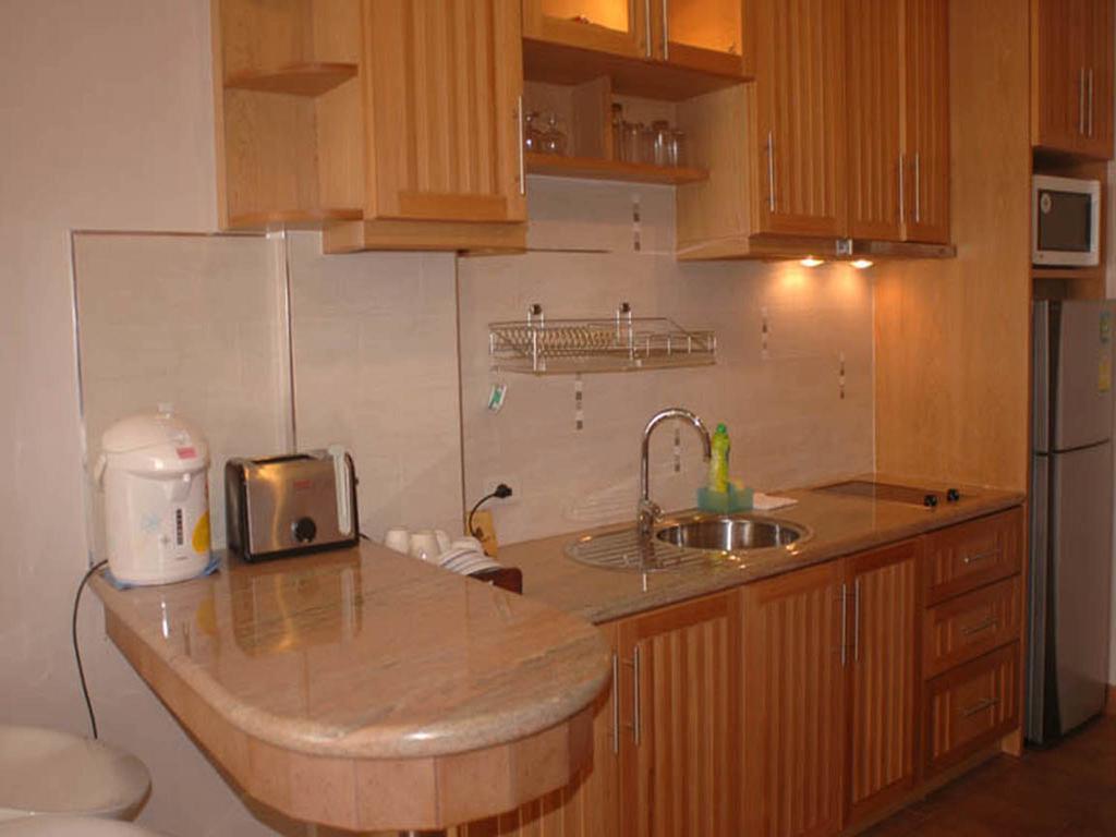 Apartments At View Talay Pattaya Esterno foto