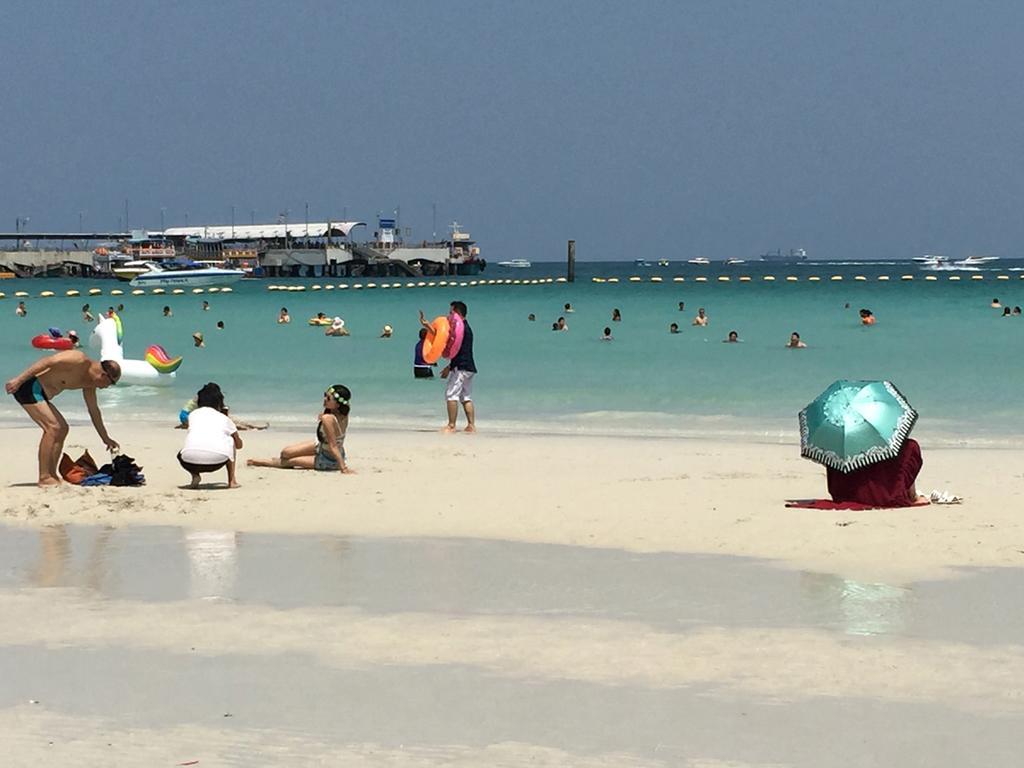 Apartments At View Talay Pattaya Esterno foto